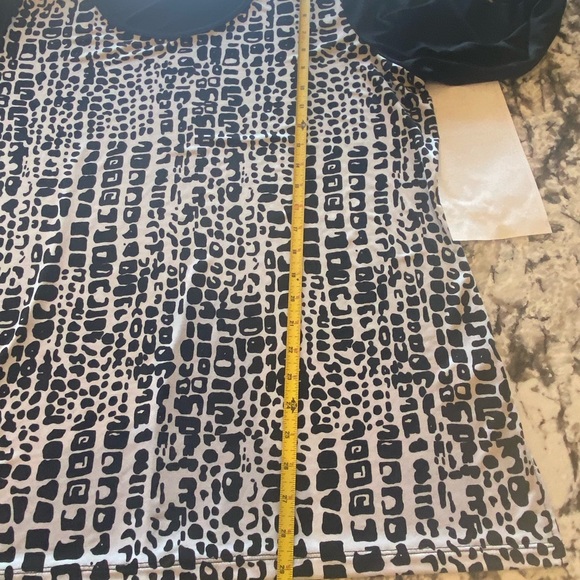 Susan Graver Front Print/Solid Back Long Sleeve - Picture 8 of 11